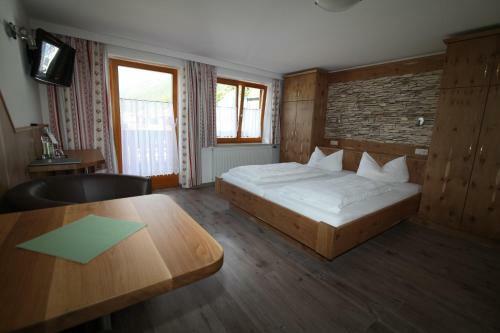 Hostal Gasthof Baltram