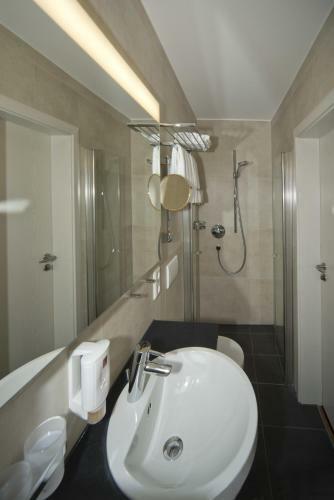 Hostal Hotel Katharina Garni