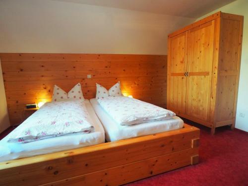 Hostal Landgasthof Zum Schwarzen Grat