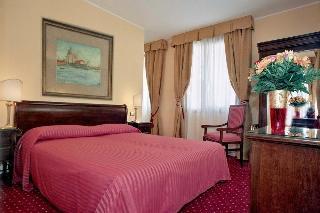 Acca Hotel