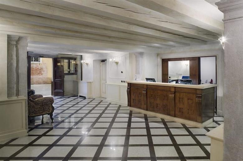 Hotel UNA Venezia