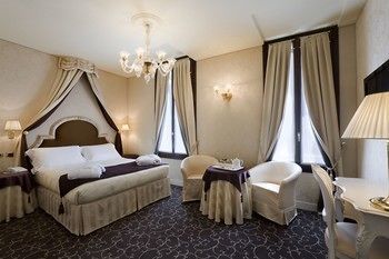Hotel UNA Venezia