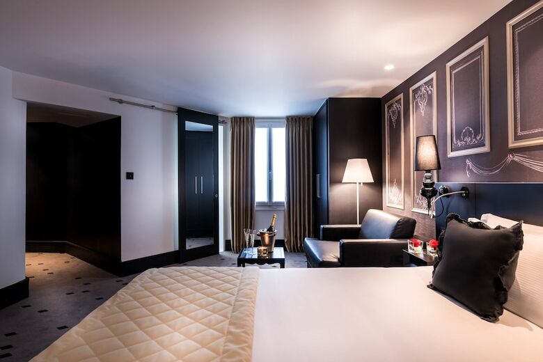Hotel NH Paris Champs-elys�es