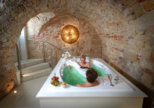 Romantik Hotel Burgkeller