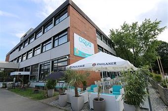 Aqua Hotel & Hostel