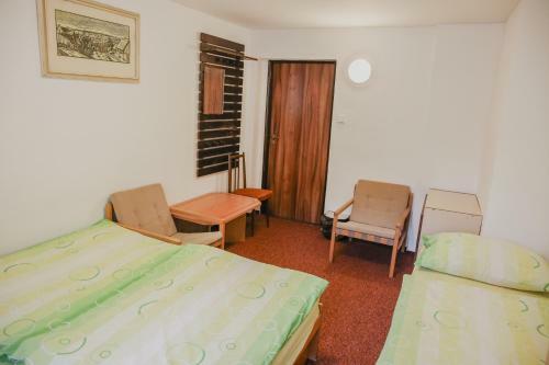 Hostal Chata Bajama