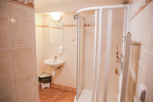 Hostal Chata Bajama