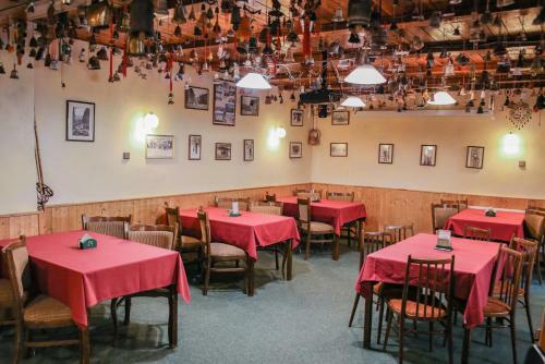 Hostal Chata Bajama