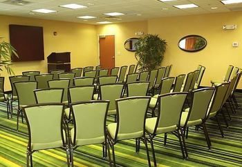 Hotel Fairfield Inn And Suites By Marriott Seymour