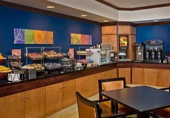 Hotel Fairfield Inn And Suites By Marriott Seymour