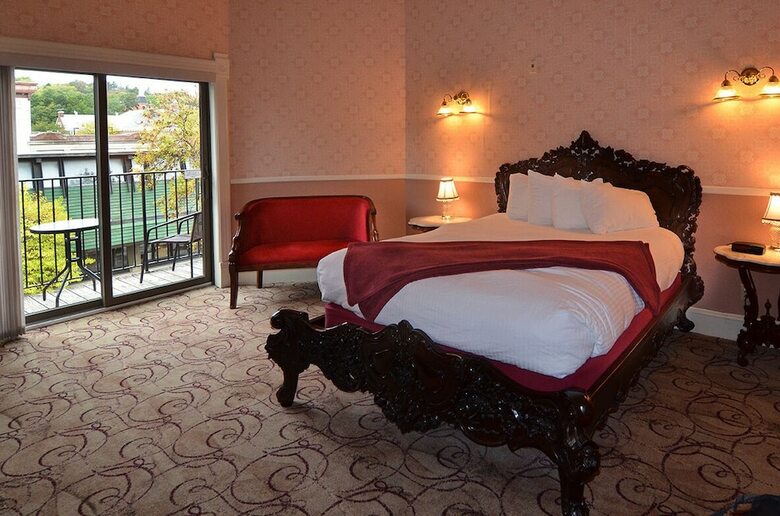 Hotel Water Street Inn