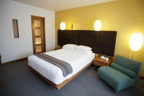 Modern Hotel