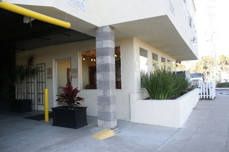 Motel Airport Inn
