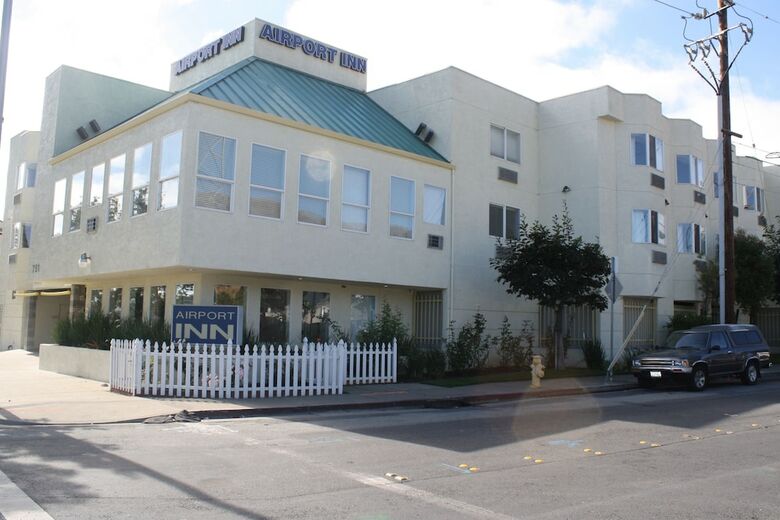Motel Airport Inn