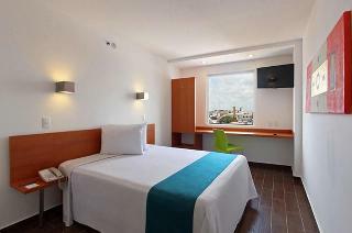 Hotel One Silao