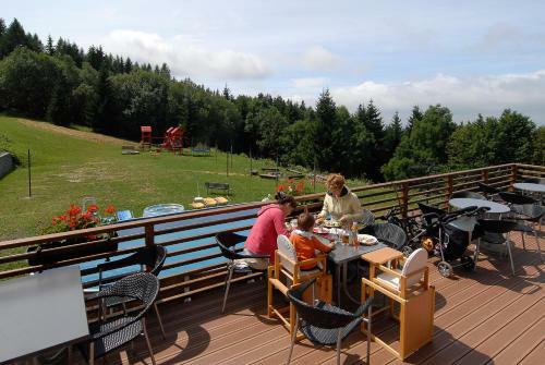 Relax Hotel B�ra