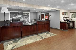Hotel Hampton Inn Newark-airport