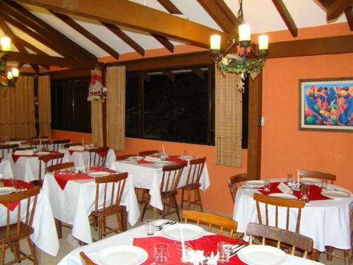 Hostal Pousada Georges Village