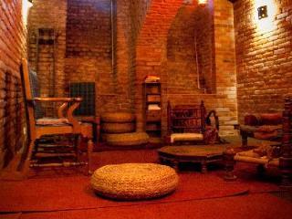 Sir Toby's Hostel
