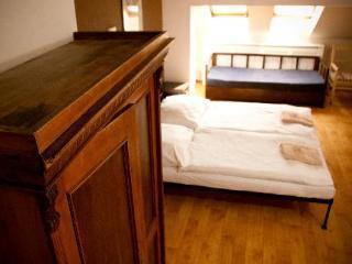 Sir Toby's Hostel