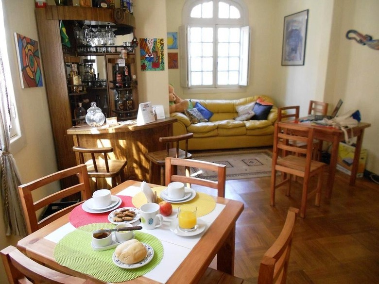Hostal De�l Tata