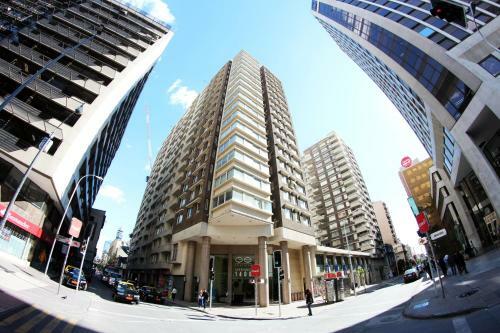 R&r Apartment Suites