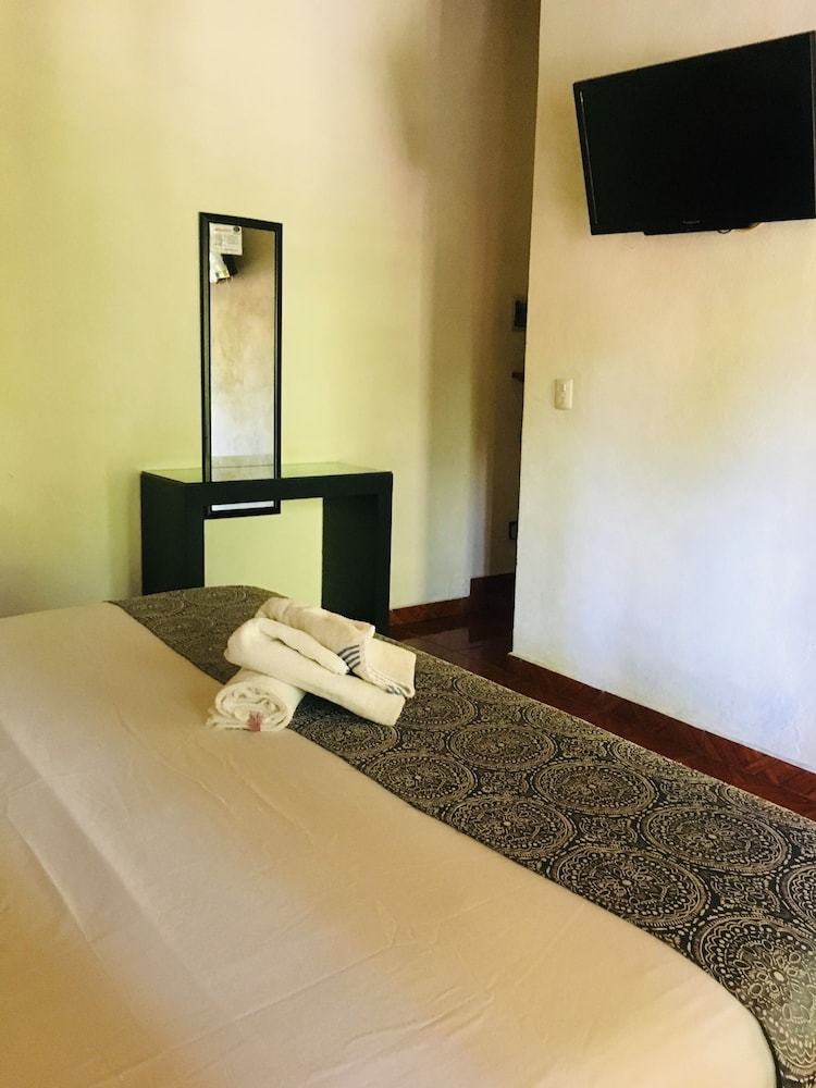 Hostal Posada Comala