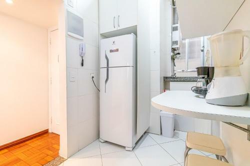 Vinicius De Moraes Ipanema Apartment