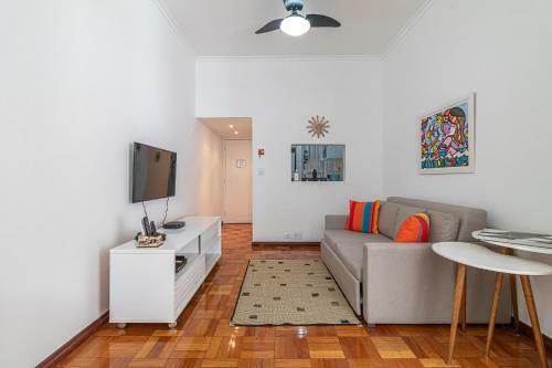 Vinicius De Moraes Ipanema Apartment