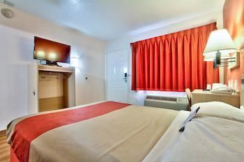 Motel 6 Monterey North Fremont Street