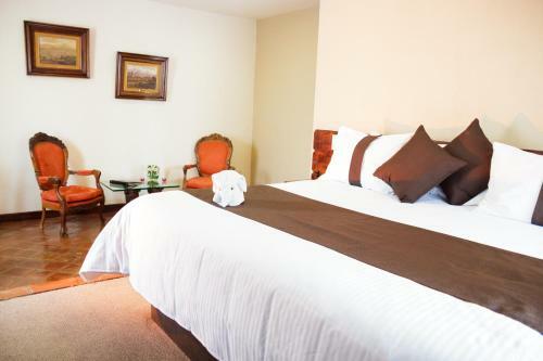 Hotel Mision Catedral Morelia