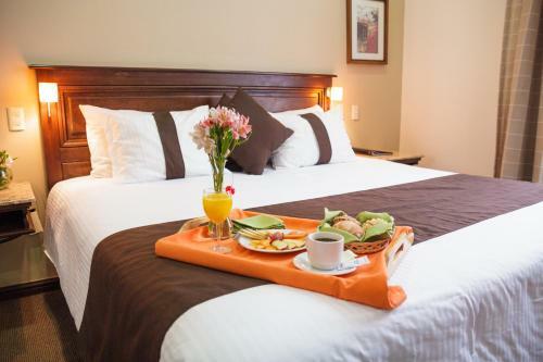 Hotel Mision Catedral Morelia