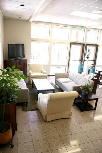 Hotel Friendship Inn
