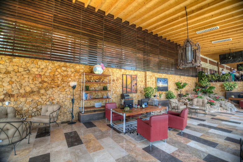 Hotel Matea Inn