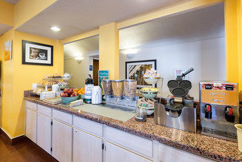 Hotel Quality Inn & Suites West Chase