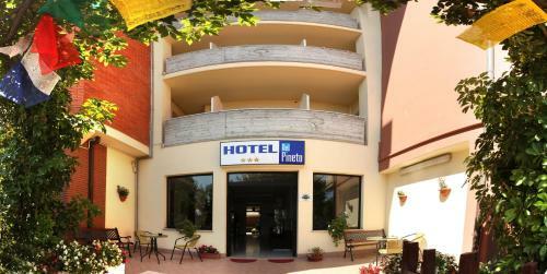 Hotel Nel Pineto
