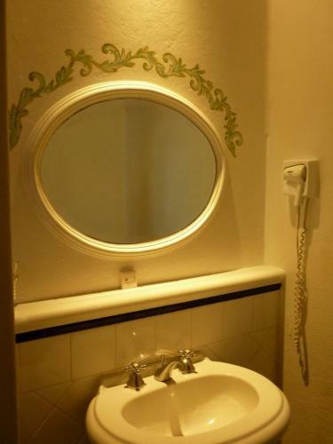 Hotel Meson Del Alferez Coatepec