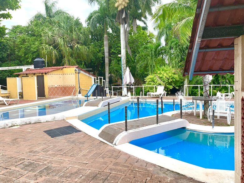 Hotel Green River