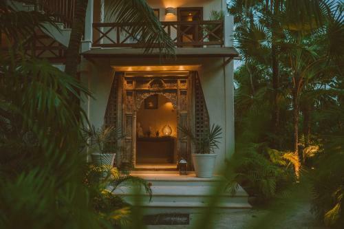 Jashita Hotel