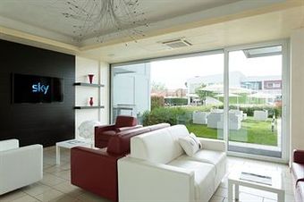 Aparthotel Domino
