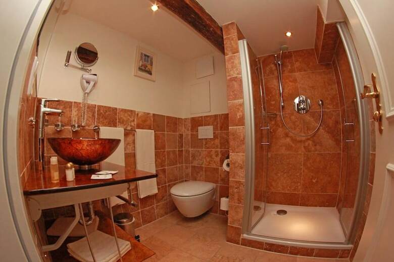 Hostal Hotel Kaufmannshaus Krahnst�ver