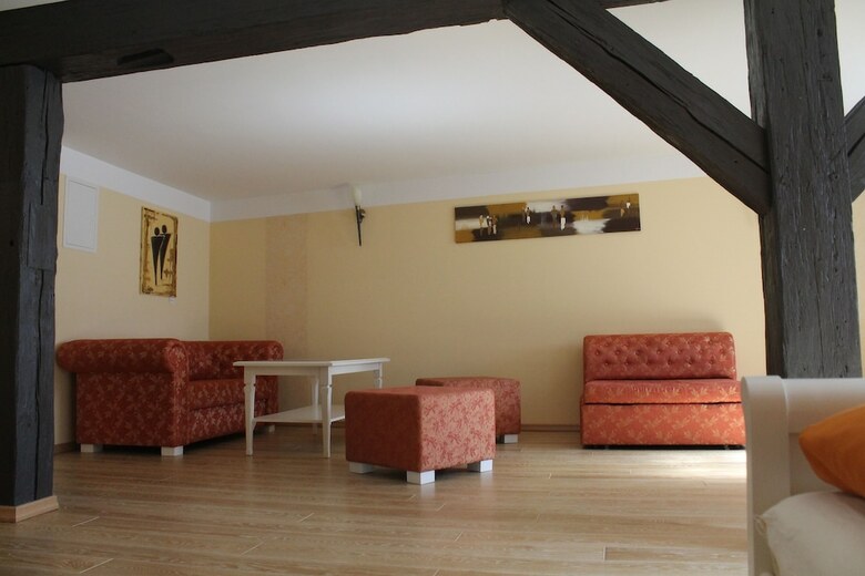 Hostal Hotel Kaufmannshaus Krahnst�ver