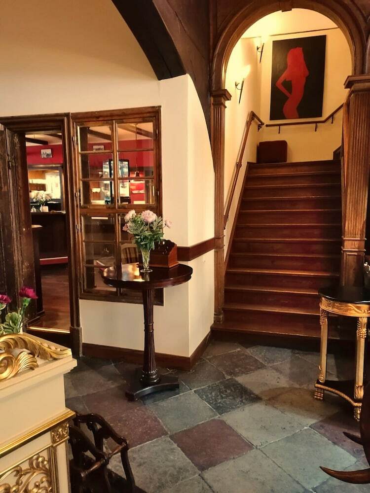 Hostal Hotel Kaufmannshaus Krahnst�ver