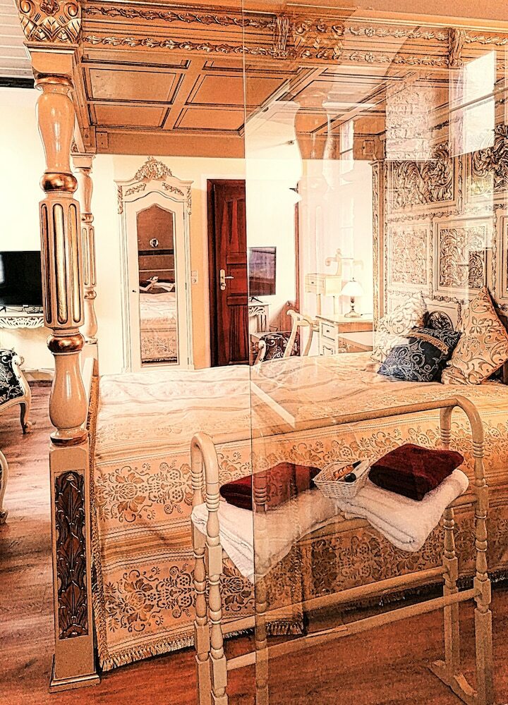 Hostal Hotel Kaufmannshaus Krahnst�ver