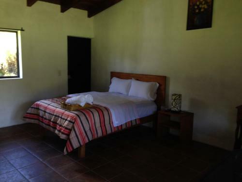 Hotel Caba�as El Fresno