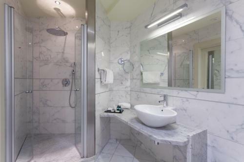Hotel Kristal Palace - Tonellihotels