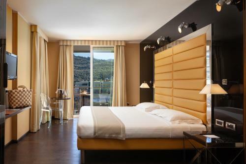 Hotel Kristal Palace - Tonellihotels