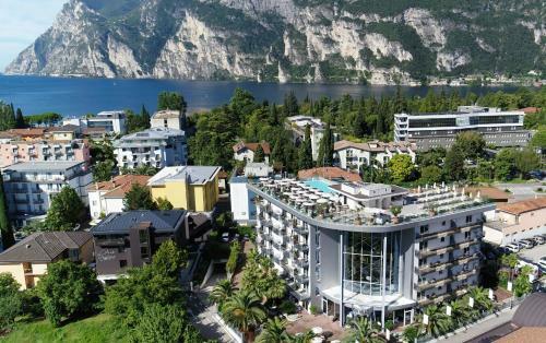Hotel Kristal Palace - Tonellihotels