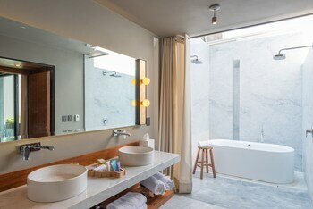 Hotel Dos Casas