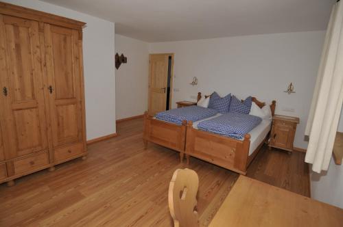 Apartments Isgla